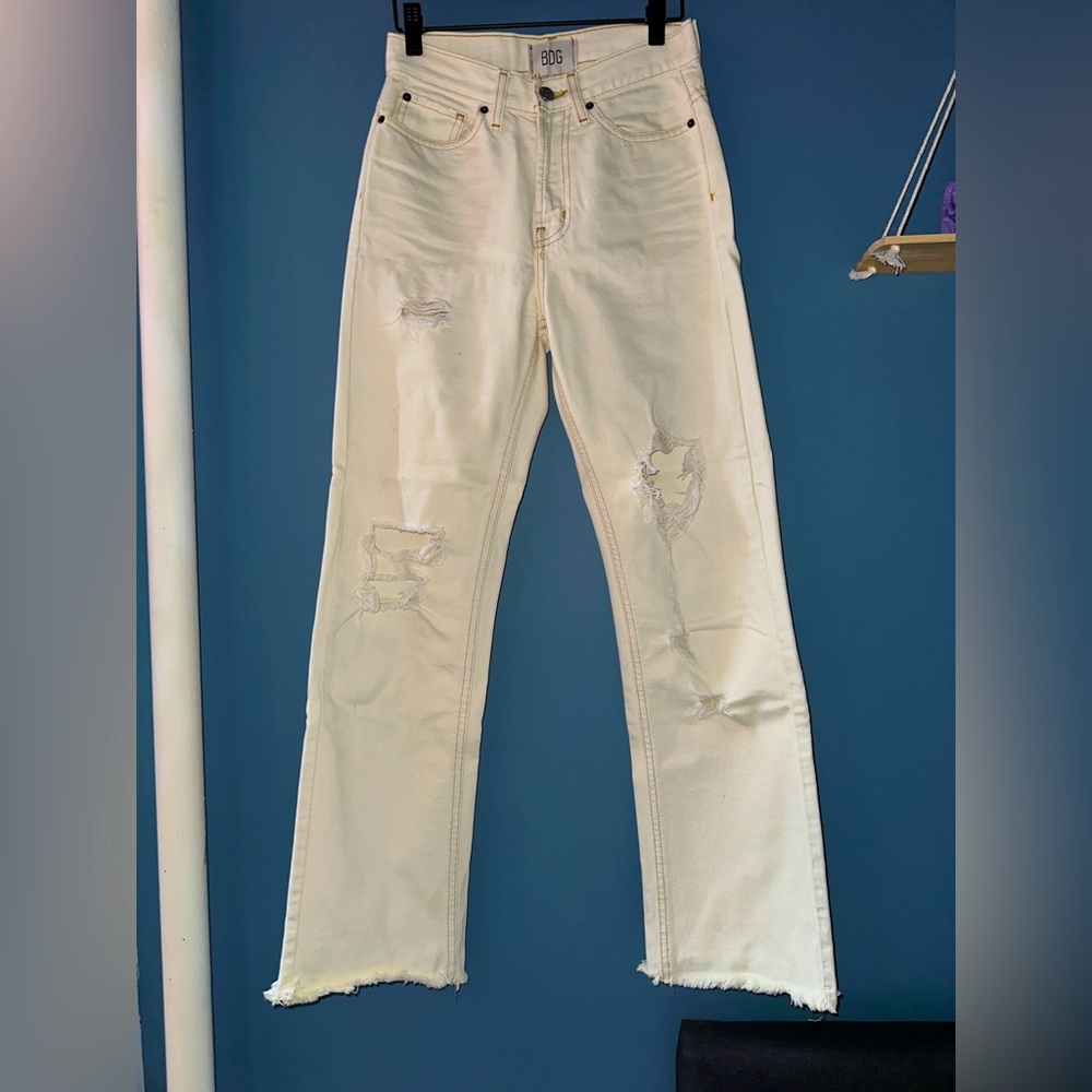 bdg urban outfitters jeans cream color high waisted relaxed fit